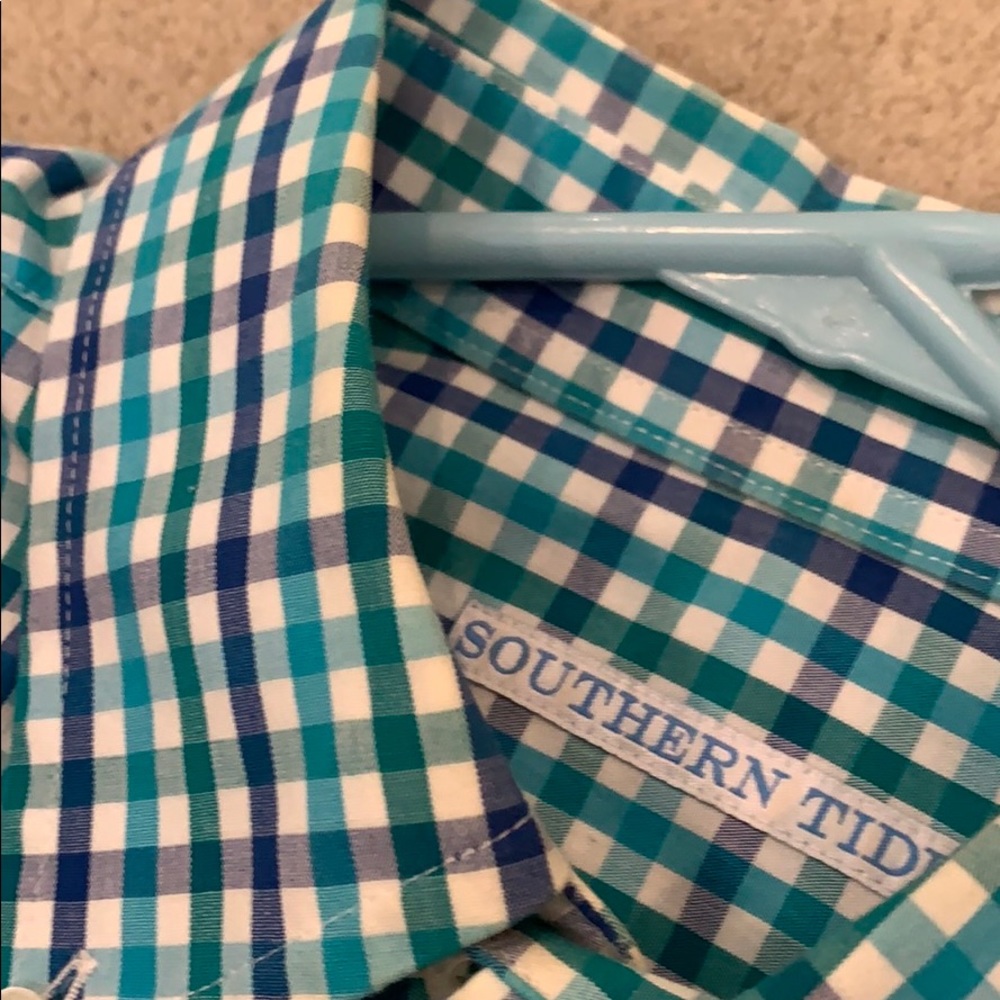 Southern Tide button down - Picture 5 of 5